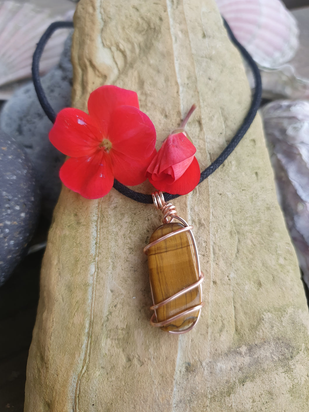 Tigers eye pendant necklace