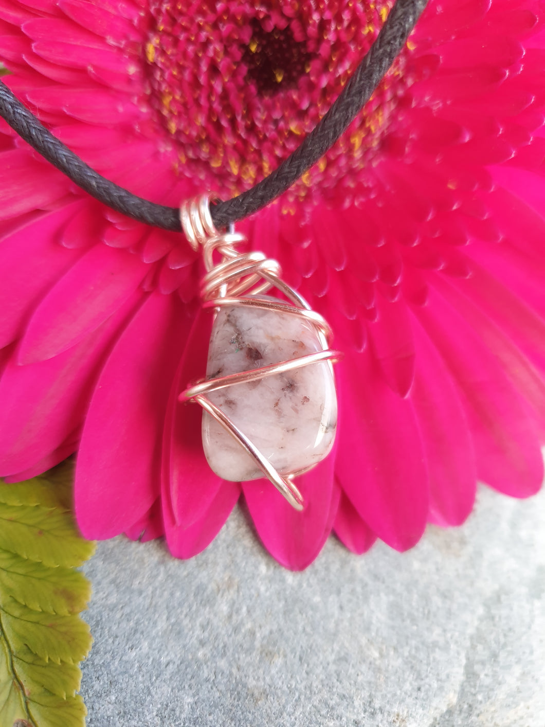 Strawberry quartz pendant necklace