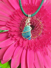 Load image into Gallery viewer, Lapis lazuli pendant necklace
